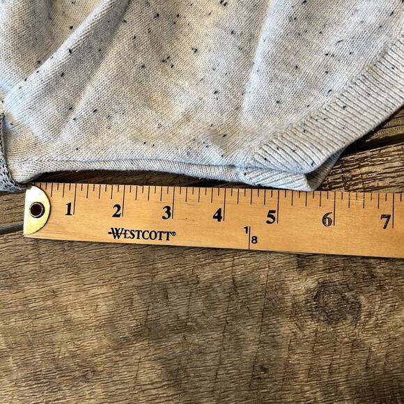 CAbi Women's In Stitches Pullover Light Gray Size L - Picture 6 of 8